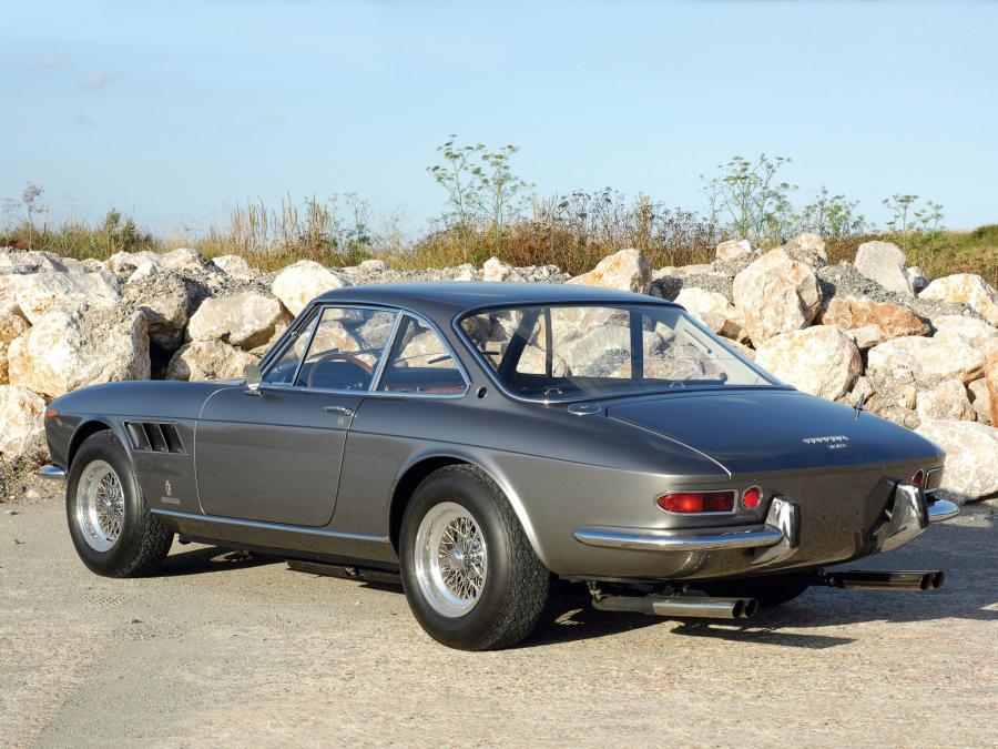  Ferrari 330 GTC 1966 года  (фото 21 из 101)